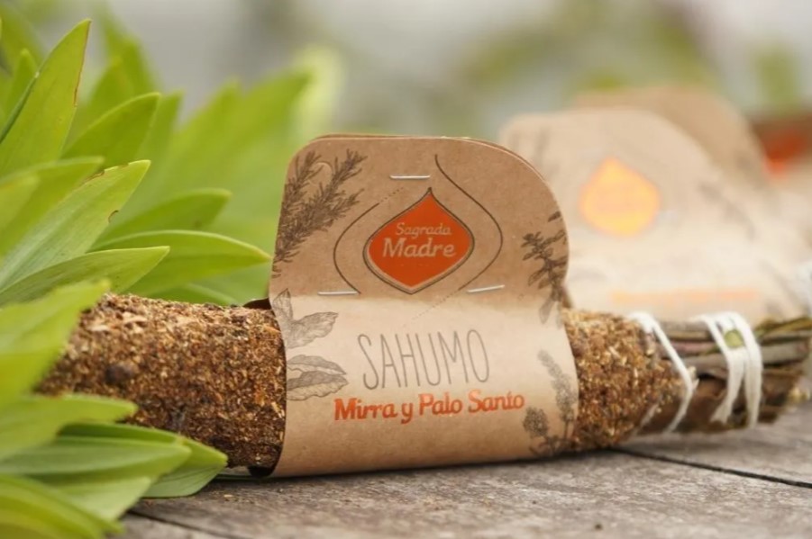 SAGRADA MADRE SAHUMO DE MIRRA Y PALO SANTO