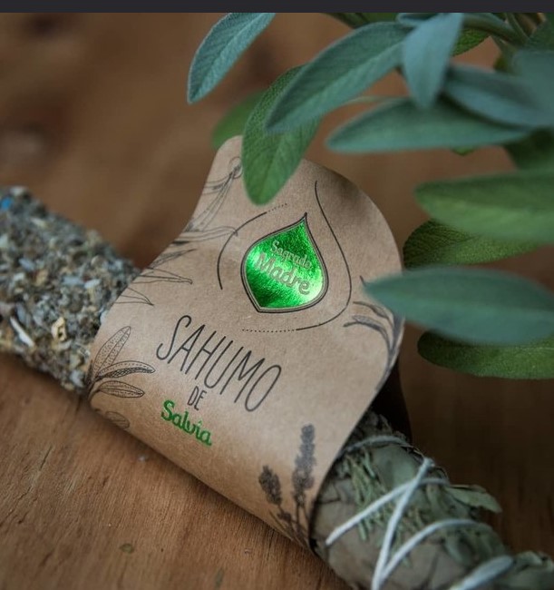SAGRADA MADRE SAHUMO DE SALVIA Y AROMATICAS