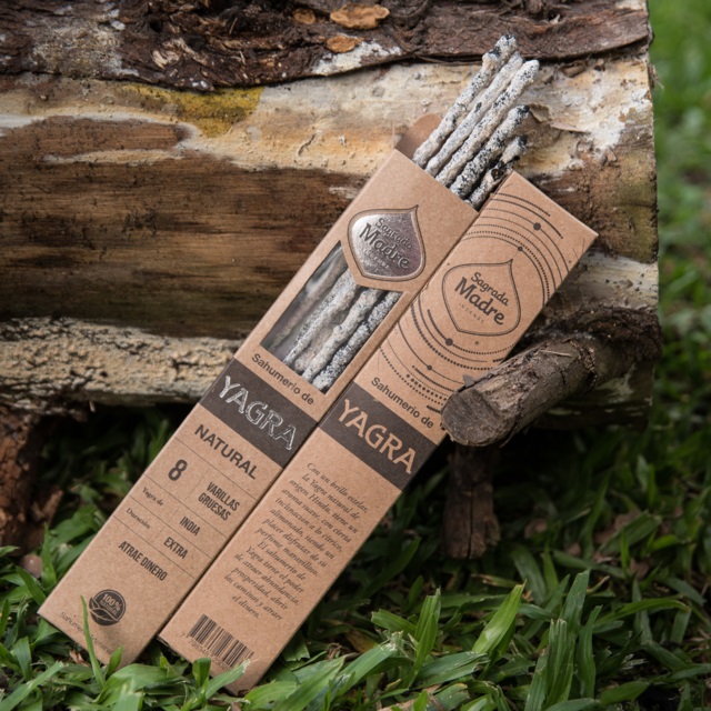 SAGRADA MADRE SAHUMERIO PALO SANTO CON YAGRA