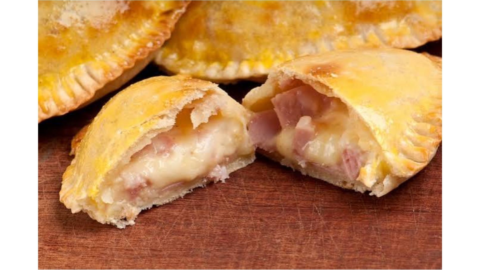 LEOFANTI EMPANADAS DE JAMON Y QUESO 4 UNID