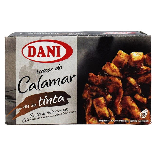 DANI TROZOS DE CALAMAR EN SU TINTA