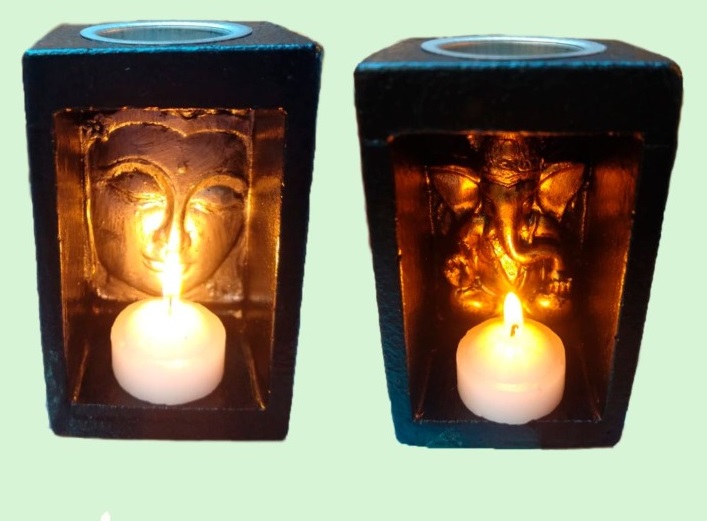 LLAMA SAGRADA HORNITO YESO BUDA MEDITANDO