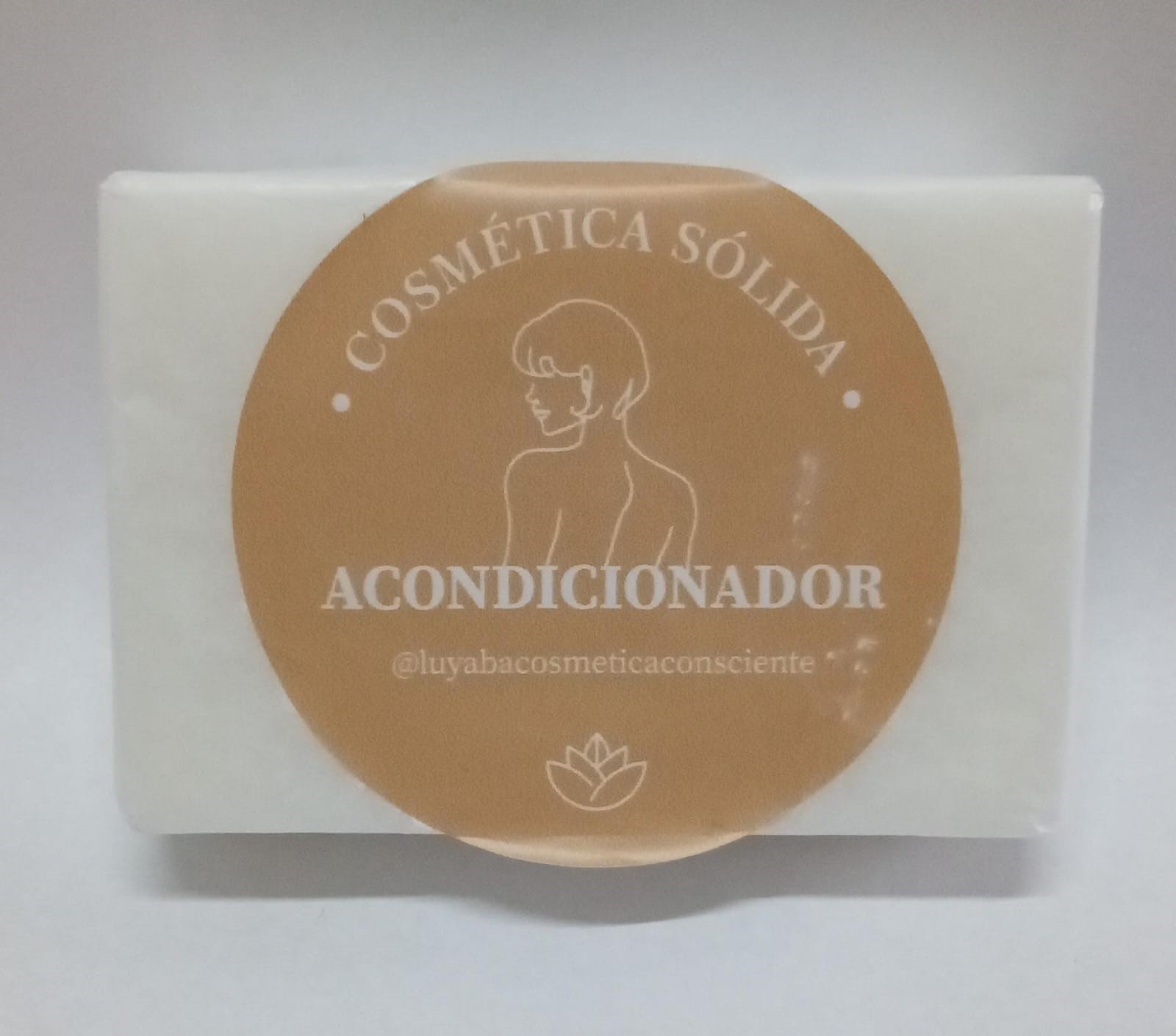 LUYABA ACONDICIONADOR SOLIDO